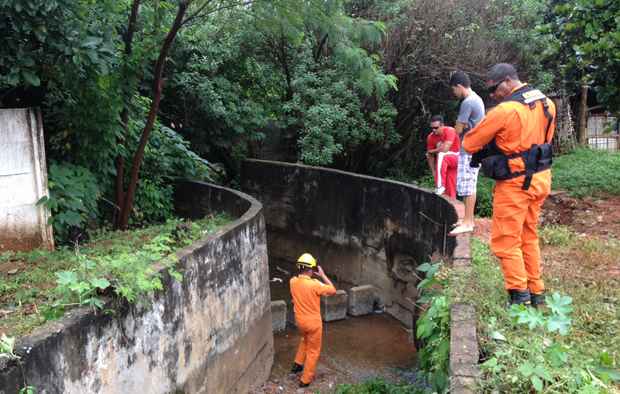 Criança é levada por enxurrada e desaparece em córrego de Planaltina