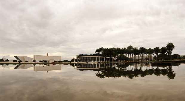 O tempo continuará frio e nublado nesta quinta-feira