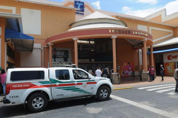 Vendedora foi morta dentro do shopping, na frente de clientes e funcionários