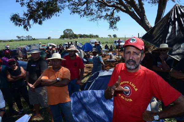 Os sem terra ocupam a Fazenda Lagoa Bonita, em Planaltina, desde sexta-feira (3/5)