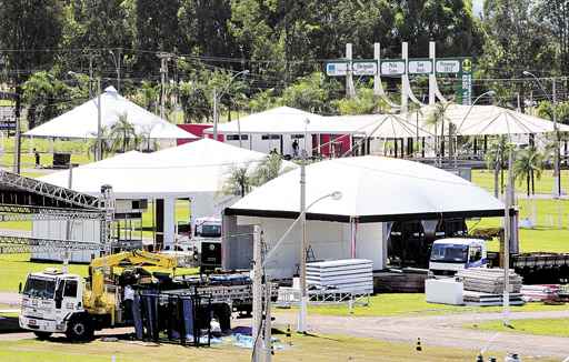 A Agrobrasília está instalada na área Parque Tecnológico Ivaldo Cenci, com 500 mil m², às margens da BR 251, no sentido Brasília/Unaí (MG)