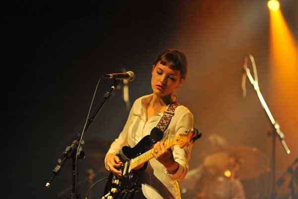 Cantora se apresentou no Teatro da Caixa, na noite desta quinta-feira