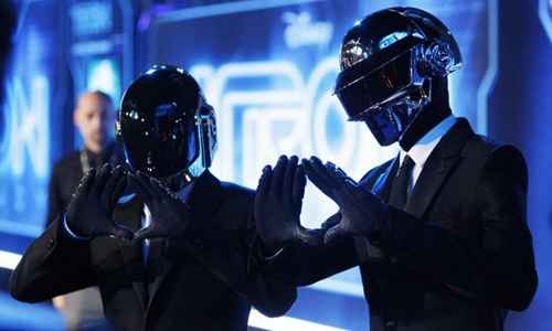 O novo álbum do Daft Punk estreiou em primeiro lugar na iTunes brasileira