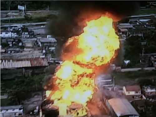 Deposito de combustível na Baixada Fluminese é destruído por incêndio