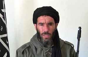 Ex-integrante da Al-Qaeda no Magrebe Islâmico (AQMI) emir Mokhtar Belmokhtar fala em vídeo