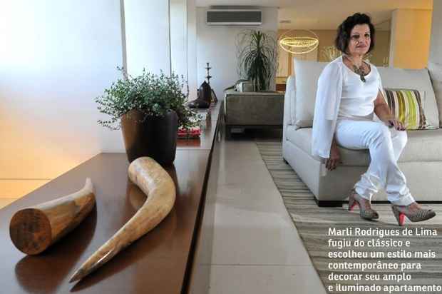 Iniciamos uma série de reportagens em que empresários de moda e designers abrem as portas do lar para responder se o estilo do trabalho se reflete na decoração da onde moram. Hoje, entramos no apartamento de Marli Rodrigues de Lima, dona da loja Jukaf