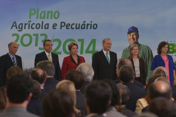 A presidente fez a declaração ao discursar durante lançamento do Plano Agrícola e Pecuário 2013/2014