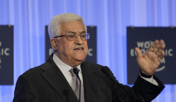 Elkin diz que Abbas (foto) considera que a via unilateral dará mais e assim a Palestina não terá que pagar um preço político