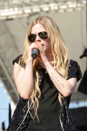 Cantora Avril Lavigne durante show