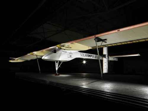 Avião HB-SIA solar que faz parte do projeto Solar Impulse, que vai dar a volta no mundo utilizando apenas luz solar como combustível