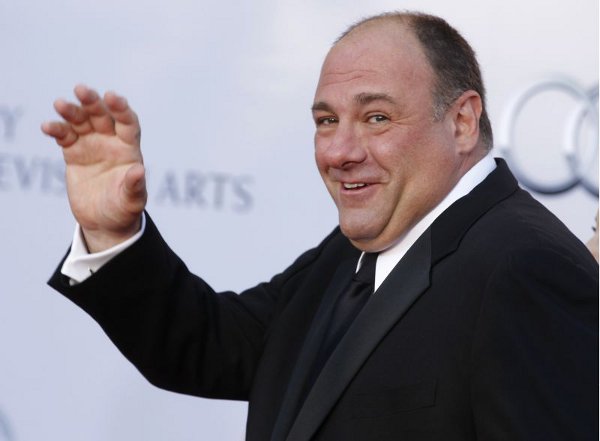 James Gandolfini interpretava Tony Soprano no seriado