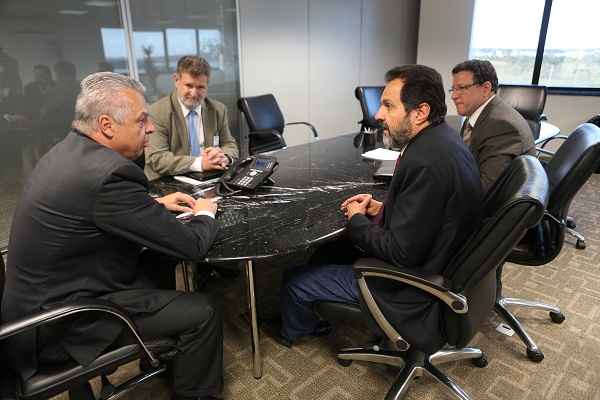 Governador Agnelo Queiroz durante reunião com Diretor Geral ANTT, Dr. Jorge Bastos