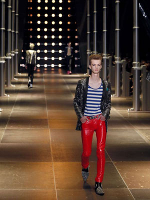 Esta foi a segunda coleção masculina para a marca Saint Laurent criada por Slimane