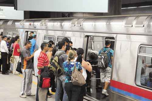 Metrô de Brasília: sistema de trens subterrâneos está presente em apenas 0,3% dos municípios brasileiros