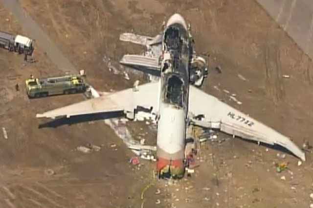 Um Boeing 777, da companhia sul-coreana Asiana Airlines, fez uma aterrissagem forçada no aeroporto internacional de San Francisco