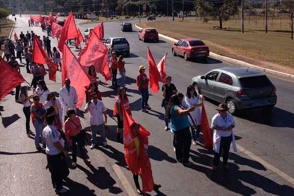 Os servidores reivindicam a pauta desde 2011, e após a greve de 2012 foi prometido a reestruturação porém não foi cumprida