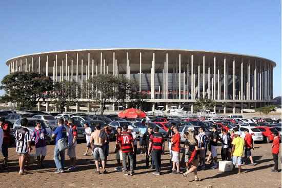 Parte do estacionamento do estádio será reservada aos idosos e pessoas portadores de necessidades especiais