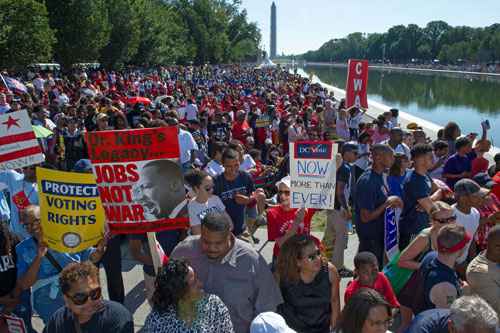 Multidão no National Mall, em Washington: em defesa do emprego e do voto