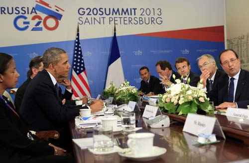 O presidente dos EUA, Barack Obama se reúne com o presidente francês, François Hollande, no G20, em São Petersburgo