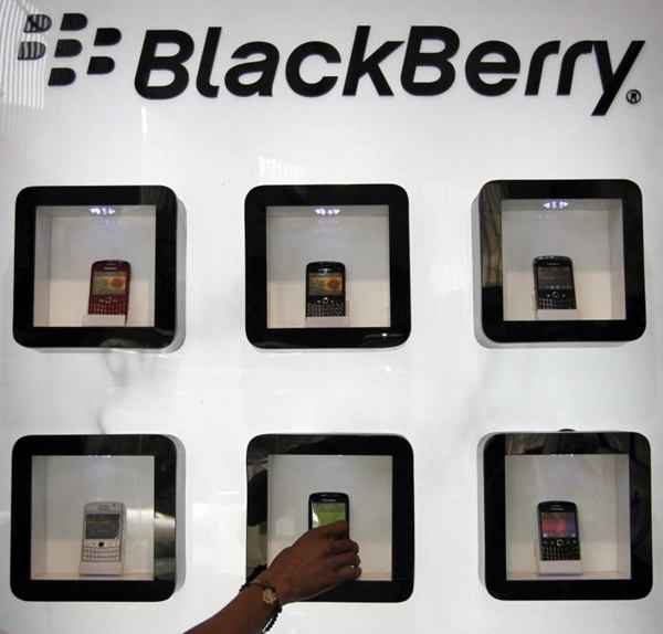 Fabricante de smartphones BlackBerry cortará 4,5 mil empregos 