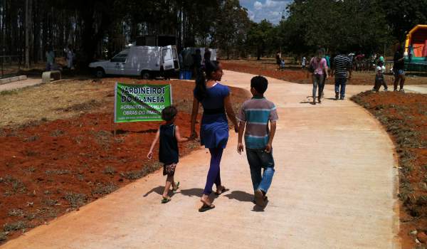 A unidade ganhou ciclovias, banheiros, pista de skate, quadras esportivas e brinquedos para recreação da criançada.