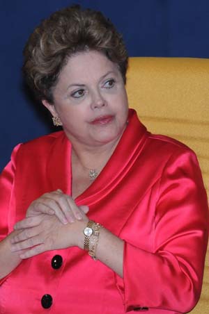 Com foco na acessibilidade, Dilma Rousseff ressaltou que foram criados 30 núcleos de pesquisa em universidades e institutos federais de educação tecnológica