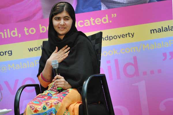 Em resposta à BBC, que perguntou se a jovem havia se convertido, Malala disse que é 