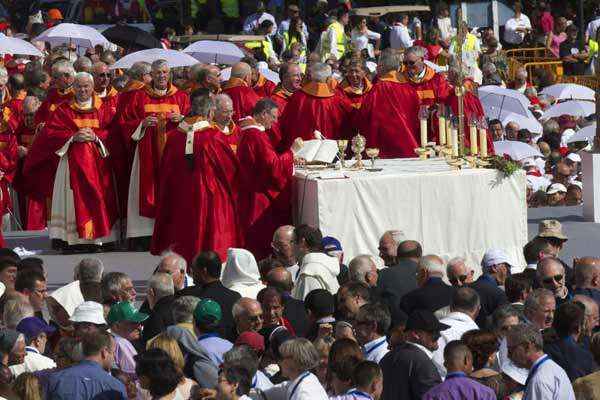 Dos novos beatos, 515 são espanhóis e sete estrangeiros