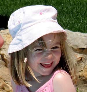 A imagem liberada pela família McCann em 24 de maio de 2007 mostra a menina britânica Madeleine McCann no dia em que ela desapareceu do apartamento da família na região sul do Algarve