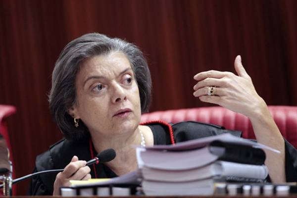 Cármen Lúcia marcou a audiência para ouvir músicos, historiadores e juristas