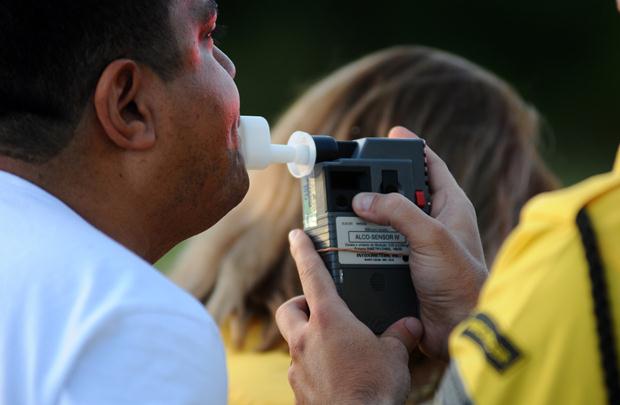 Detran-DF autua 27 condutores alcoolizados, em três operações nesse final de semana