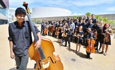 Aos 13 anos, o morador do Recanto das Emas Lucas Paz é um dos destaques do grupo: sonho de tocar com o violinista russo Maxim Vengerov