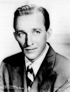 Bing Crosby virou sensação ao interpretar White Christmas, de Irving Berlin