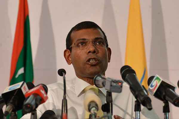 Ex-presidente das Maldivas e candidato presidencial Mohamed Nasheed fala à imprensa