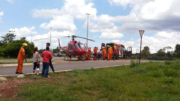Após denúncias de vizinhos, Corpo de Bombeiros faz o resgate de  Carla Ferreira Mendes