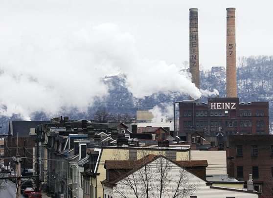 Uma das antigas fábricas da empresa norte-americana de  ketchup e feijões, Heinz