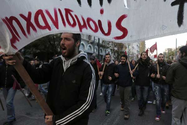 Manifestantes percorreram as ruas da capital para lembrar a revolta estudantil, como fazem todos os anos