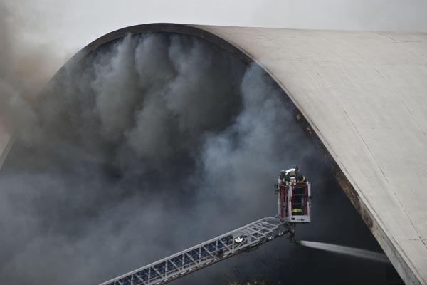 Incêndio no Memorial da América Latina: o risco de a estrutura desabar já foi descartado