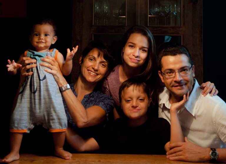 A família de Isadora Ferreira e de Fabiano Toni comemora o Natal em São Paulo e em Brasília