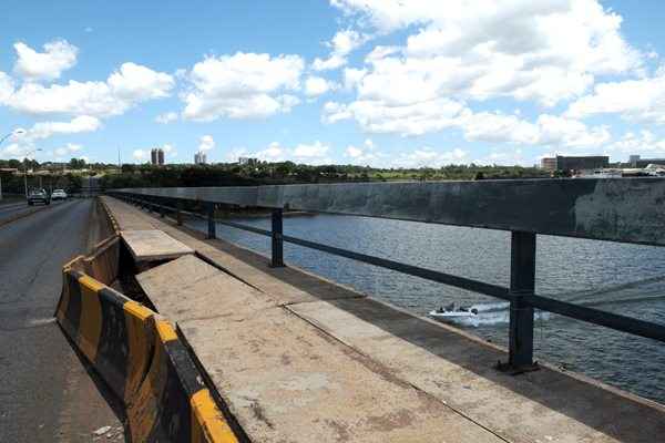 Ponte Costa e Silva apresentou falhas no bloqueio de contenção