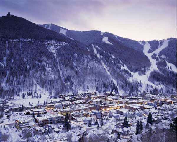 Vista aérea de Telluride: a cidade recebe quase 400 mil pessoas durante a temporada de esqui