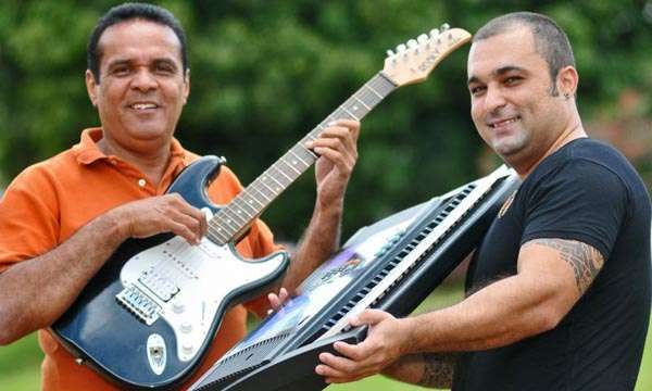 Patrik teve contato com os instrumentos musicais a partir dos 8 anos. Apresentado ao teclado pelo pai, Anapolino, ele não teve dúvida do caminho que queria trilhar