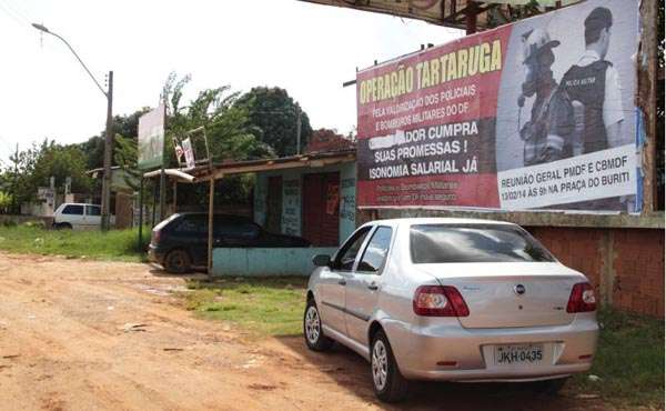 Ousadia: outdoors espalhados pelo DF marcam assembleia para 13 de fevereiro e incentivam a participação de PMs na Operação Tartaruga