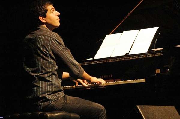 André Mehmari é considerado um dos maiores produtores da música instrumental brasileira