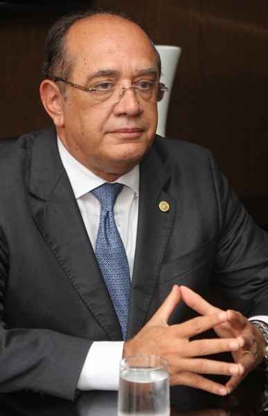 %u201CSerá que esse dinheiro que está voltando é de fato de militantes? Ou estão distribuindo dinheiro para fazer esse tipo de doação? destacou Gilmar Mendes