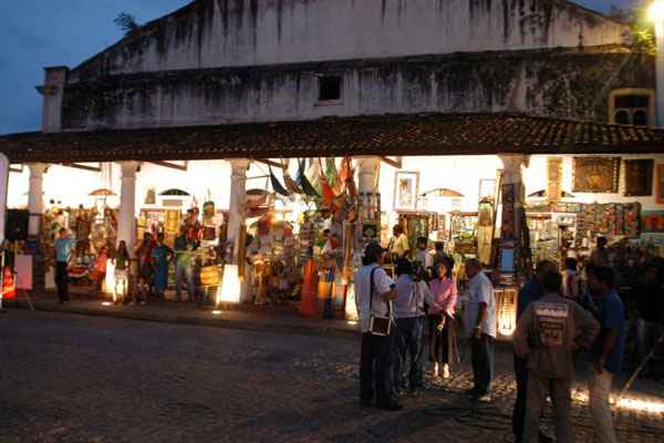 O roteiro contempla as principais atrações da cidade, como o Museu Regional, além de lugares para comer e beber bem