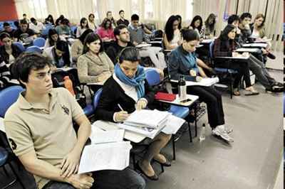 Concurseiros já podem se inscrever para o certame da Câmara dos Deputados. Salário mais alto é de R$ 25 mil