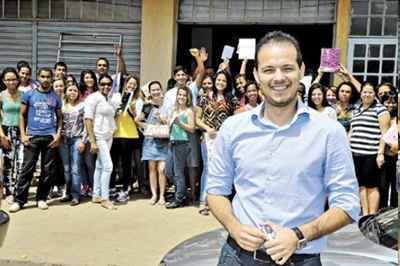 Godofredo em frente aos alunos: professor foi bem recebido em Brasília e resolveu retribuir com a iniciativa