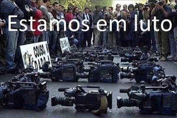 A imagem de um ato de cinegrafistas no Rio de Janeiro tomou conta das redes sociais