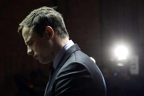 Oscar Pistorius matou a namorada na madrugada de 14 de fevereiro de 2013 em sua casa nas proximidades de Pretória